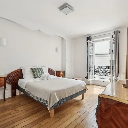 Champs Elysees - 3br - Cityapartmentstay Appartement