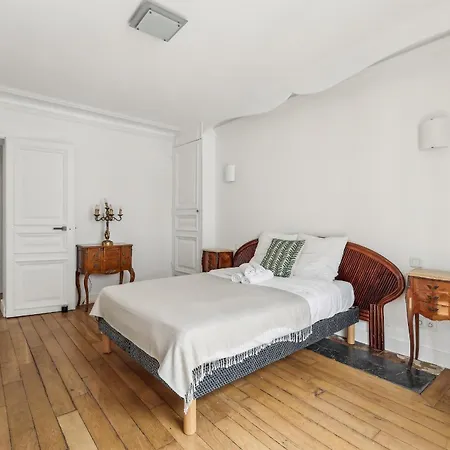 Champs Elysees - 3br - Cityapartmentstay Lägenhet