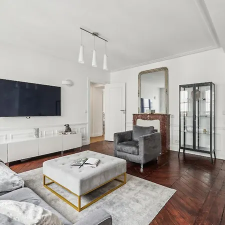 Champs Elysees - 3br - Cityapartmentstay Lägenhet