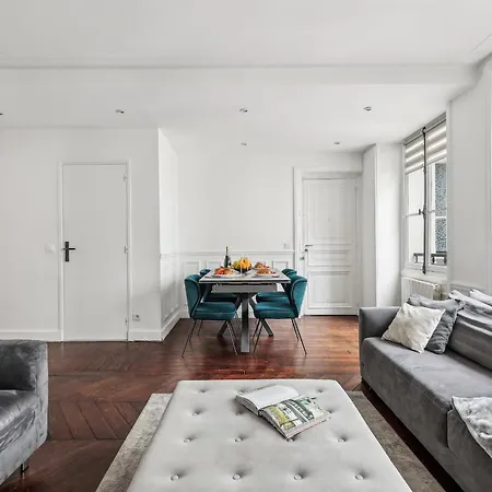 Champs Elysees - 3br - Cityapartmentstay *